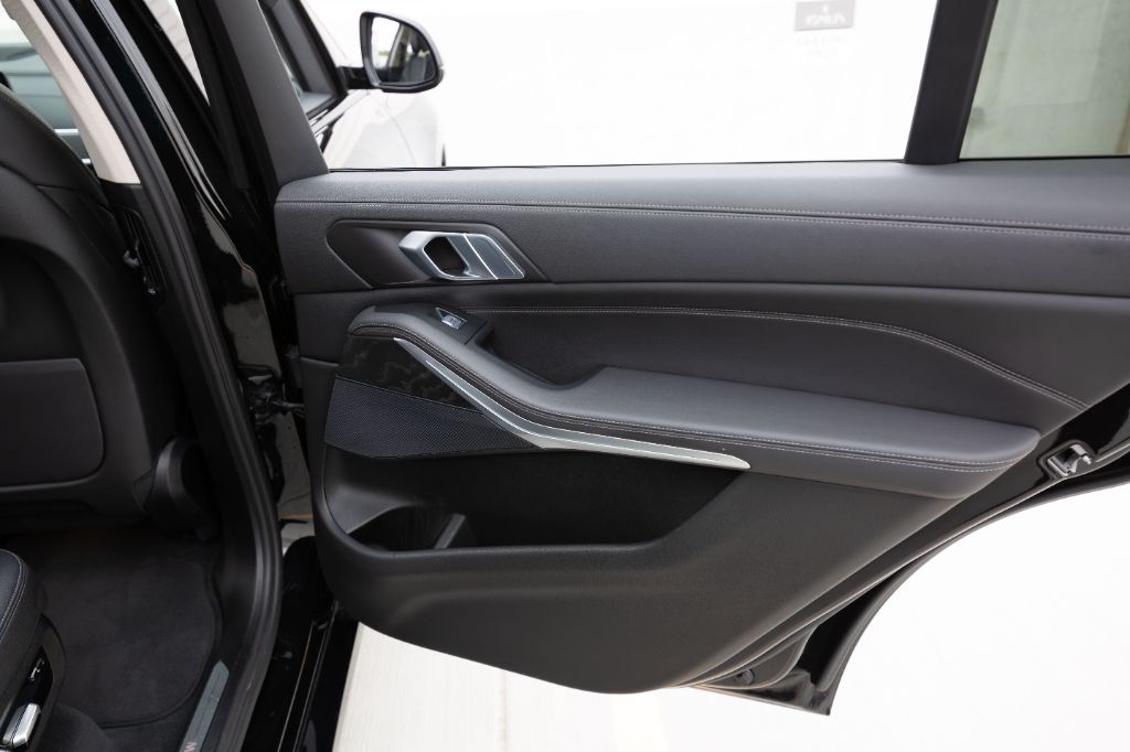 2021 BMW X7 40i - Photo 20