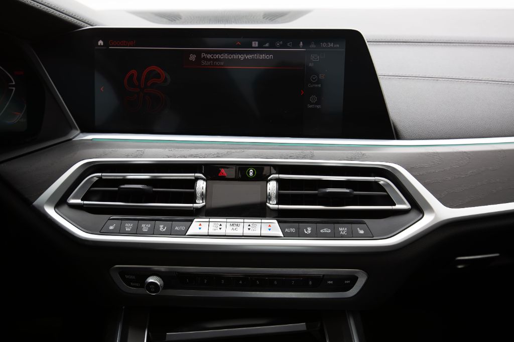 2021 BMW X7 40i - Photo 33