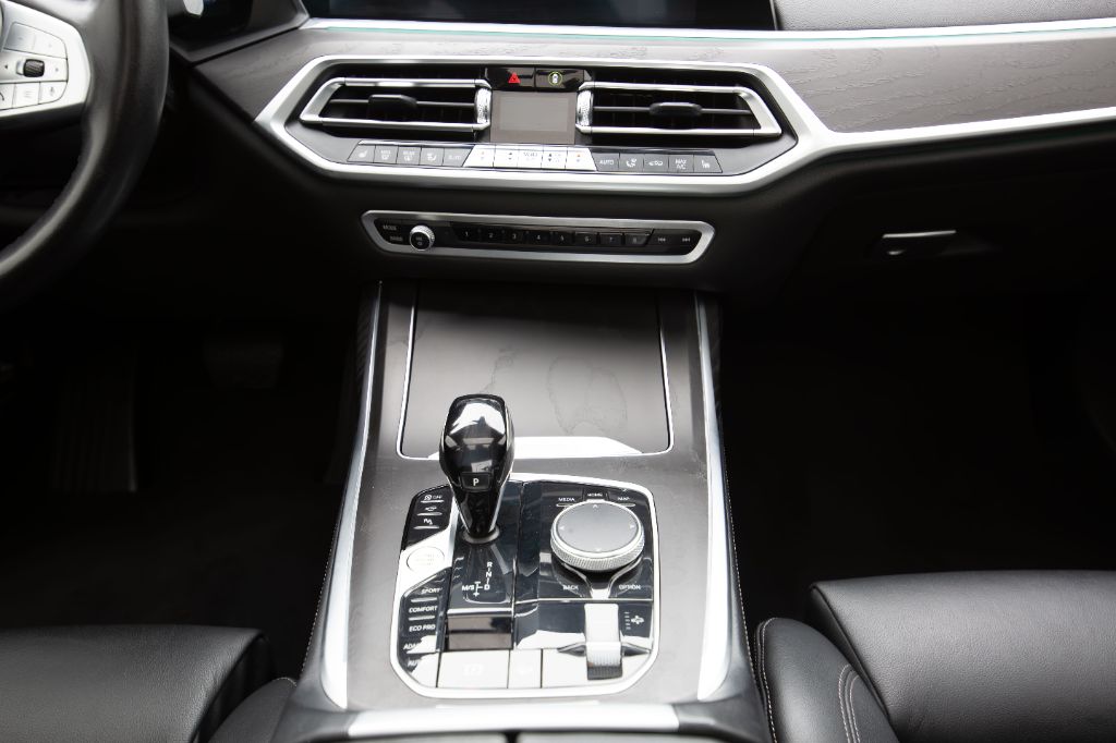 2021 BMW X7 40i - Photo 32