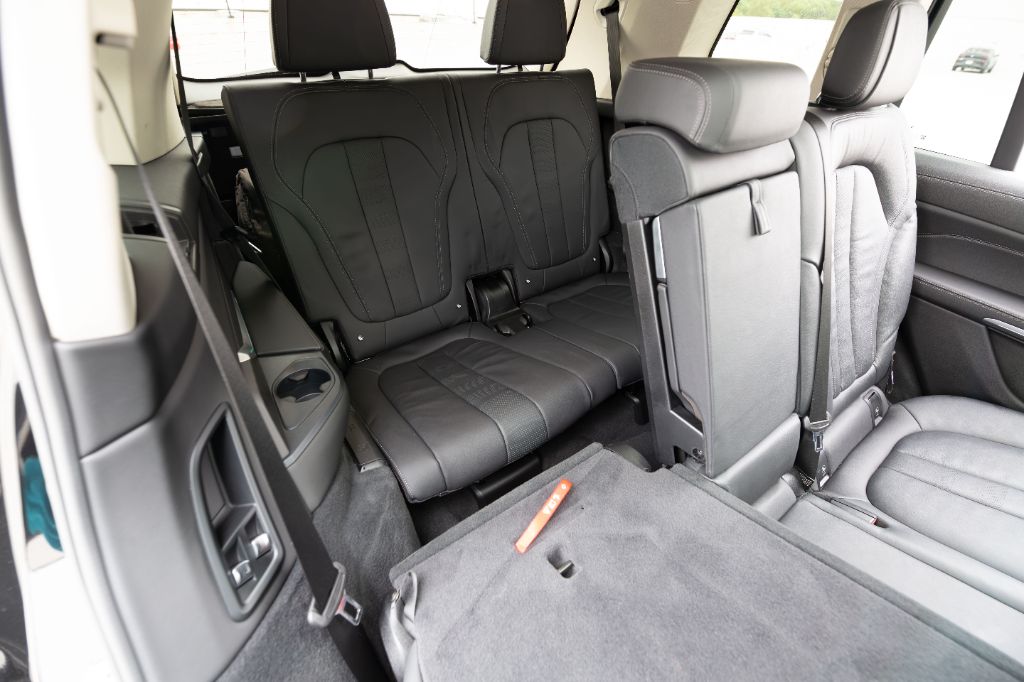 2021 BMW X7 40i - Photo 24