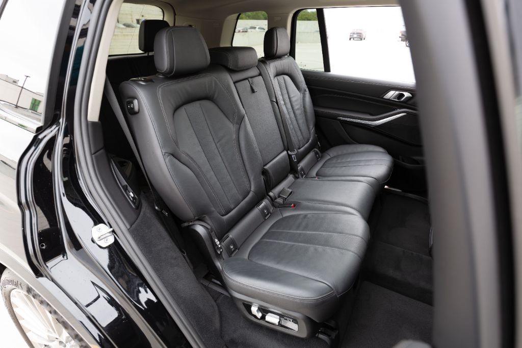 2021 BMW X7 40i - Photo 21