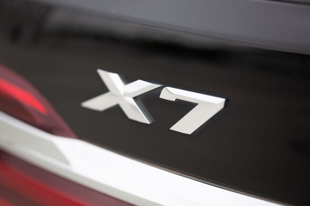 2021 BMW X7 40i - Photo 9
