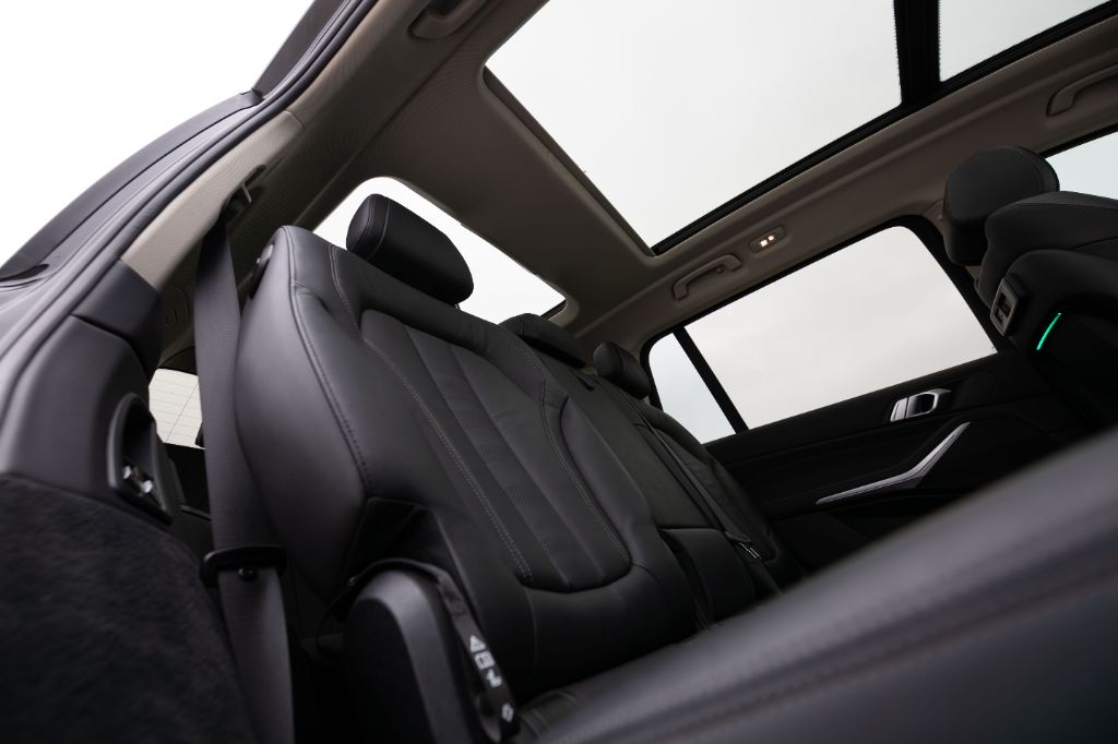 2021 BMW X7 40i - Photo 40